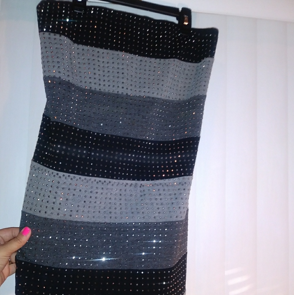 Very pretty sparkly tube-top dress